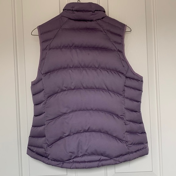 Patagonia Women’s Slim Sport Quilted minimum Down Light Puffer Vest Jacket Small - Picture 2 of 16